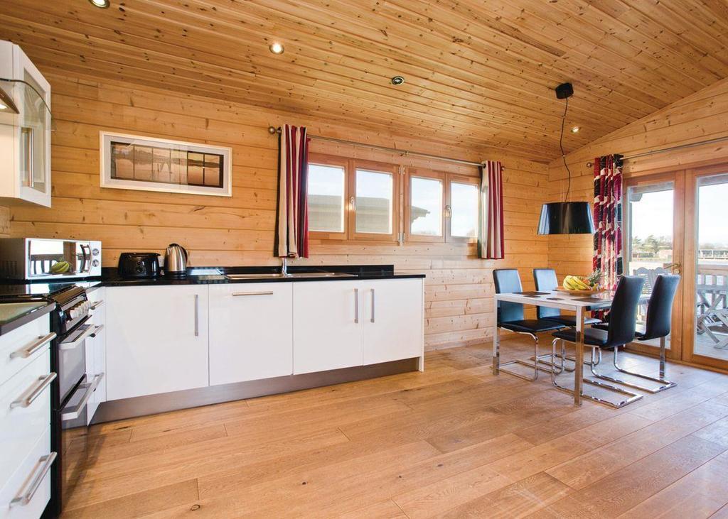 Dacre Lakeside Park Hotel Brandesburton Bagian luar foto